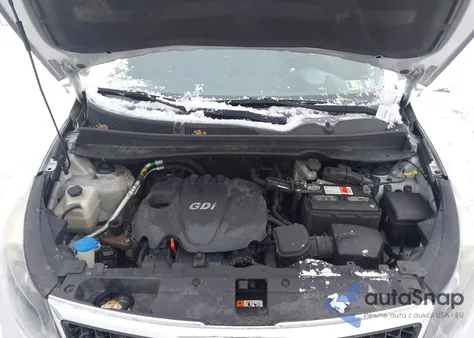 2016 Kia Sportage Lx z USA, uszkodzony, nr VIN KNDPBCAC5G7857788